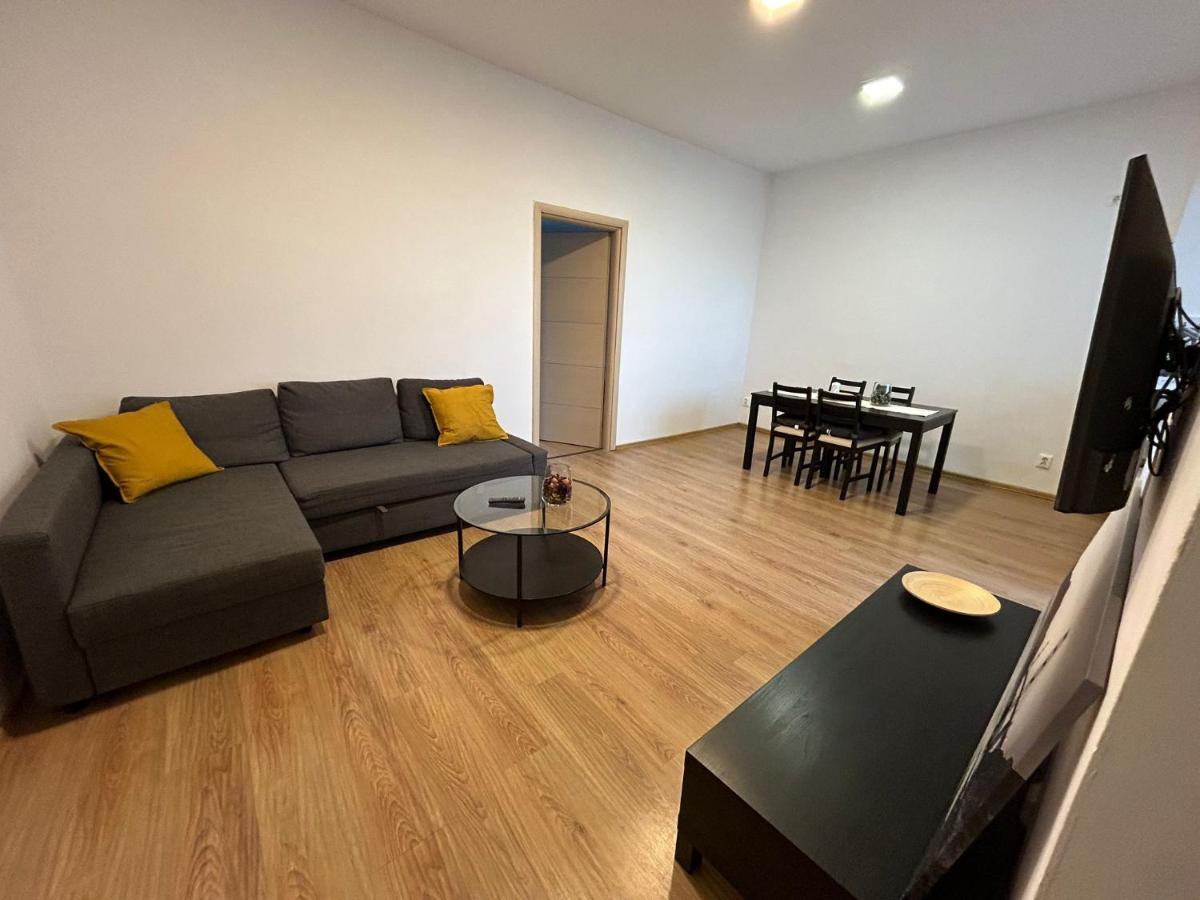 Elegant City Center Apartment Bucareste Exterior foto