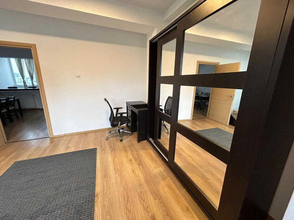 Elegant City Center Apartment Bucareste Exterior foto