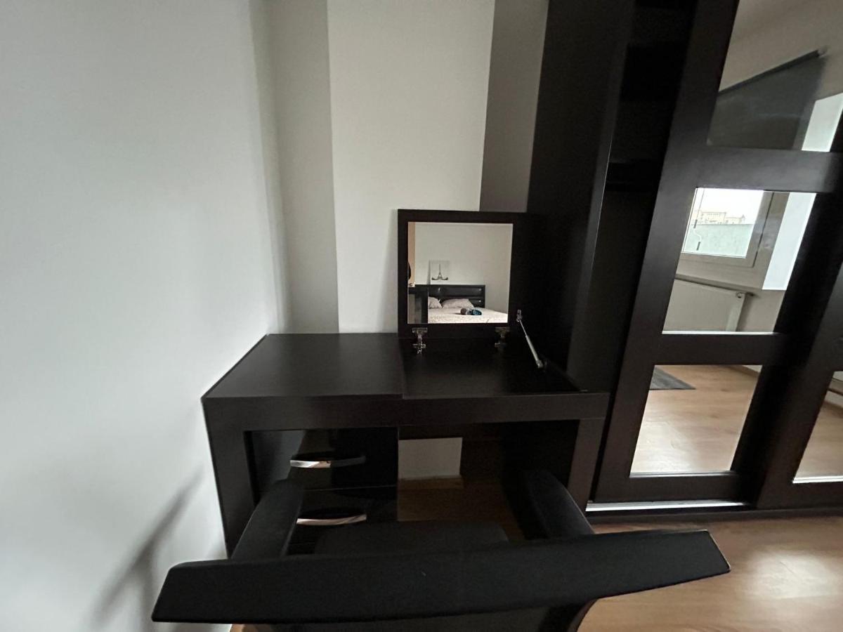 Elegant City Center Apartment Bucareste Exterior foto